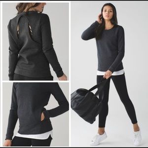 Lululemon Go & Endeaver crew neck sweater size 4